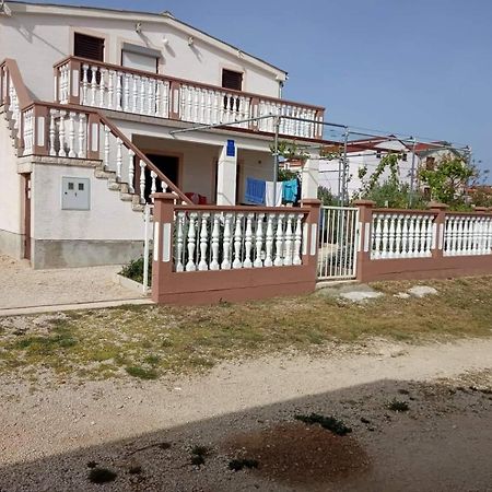 Apartman Borosa Vir Bagian luar foto