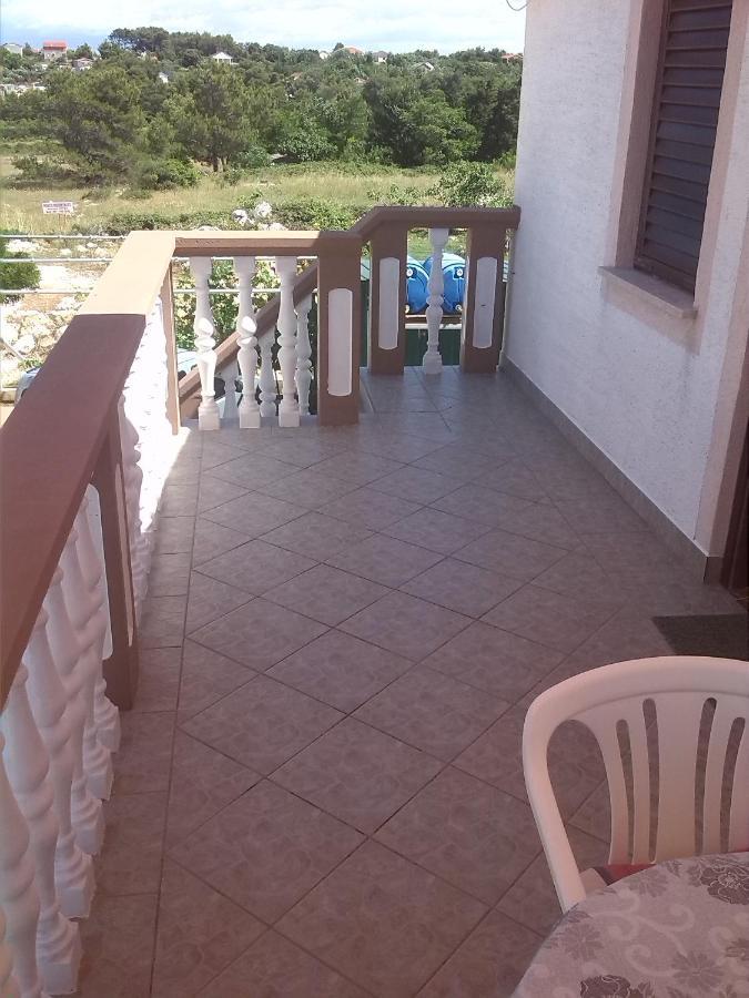 Apartman Borosa Vir Bagian luar foto